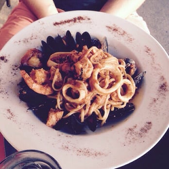 FL Cafe - Seafood pasta - New American Near Me - Miami Beach, Florida