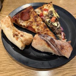 Round Table Pizza