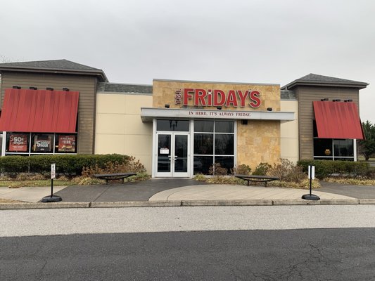 TGI Fridays by null