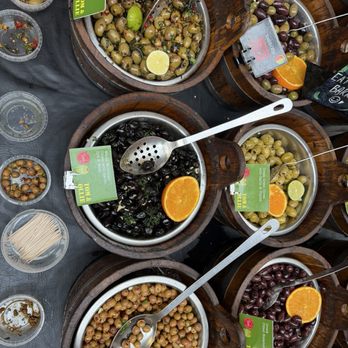 St. George's Market - Farmers Market Near Me - Belfast, BFS St. George's Market - Farmers Market Near Me - Belfast, BFS
