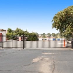 Public Storage
