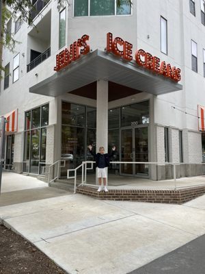 Jeni's Splendid Ice Creams by null