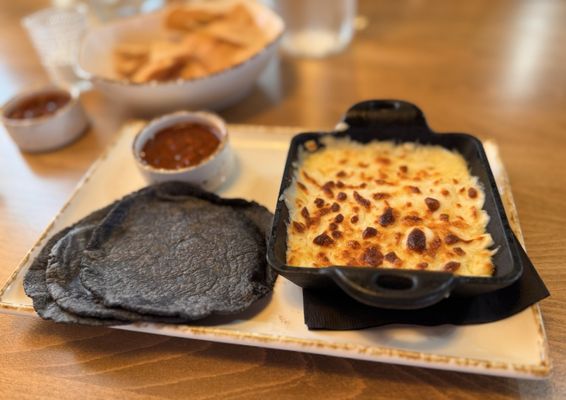 Tacos Por Favor Bar & Grill by null