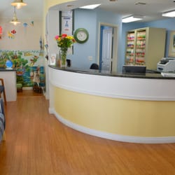 The Smile Shapers - Dentist Ventura - The Smile Shapers guest reception area