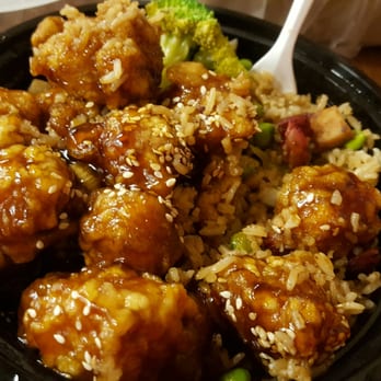 Mandarin Chinese Restaurant - sesame chicken over pork fried rice lunch special, lots of chicken, only $6.40! - Chinese Near Me - Somerville, Massachusetts