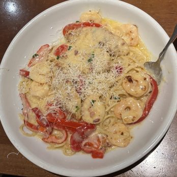 Olive Garden Italian Restaurant - Italian Near Me - Montclair, California