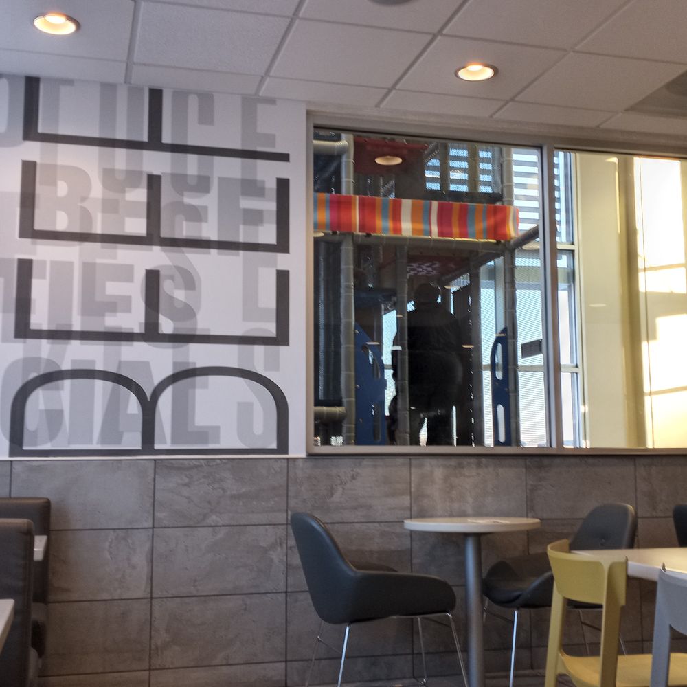 McDonald's - Interior - Fast Food Near Me - Evans, Colorado McDonald's - Interior - Fast Food Near Me - Evans, Colorado