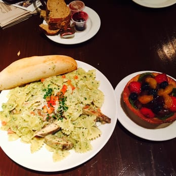 la Madeleine - Cafes Near Me - Plano, Texas