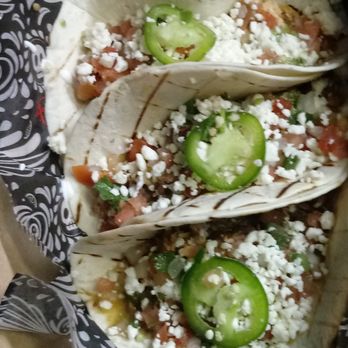 4 Rivers Cantina Barbacoa - Chicken tacos - Food Trucks Near Me - Orlando, Florida