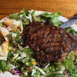 Shumardii salad with Ribeye steak