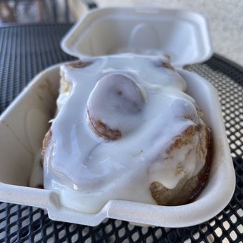 Cinnamon Roll Place - Cinnamon Roll - Bakeries Near Me - Kihei, Hawaii