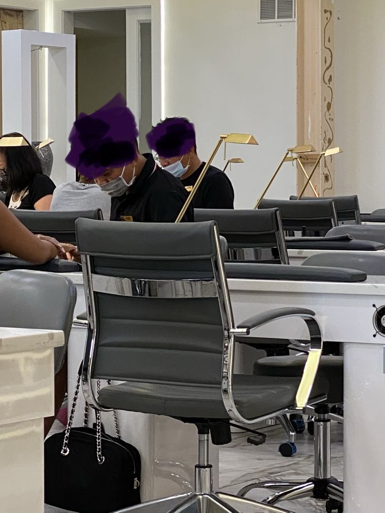 THE GOLDEN LOUNGE NAILS & SPA 203 Photos & 168 Reviews Hair Salons 3311 Plaza Way, Waldorf