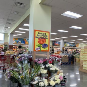 Trader Joe's - Grocery Near Me - Sherman Oaks, California Trader Joe's - Grocery Near Me - Sherman Oaks, California