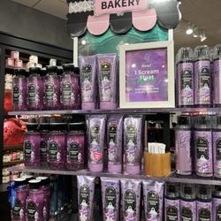 Bath & Body Works