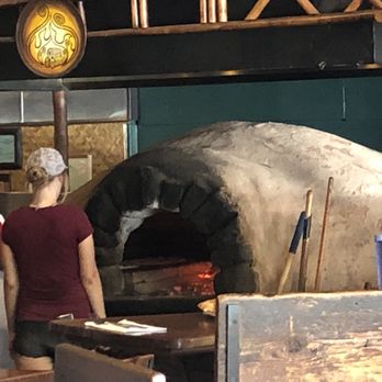 Flatbread Company - Wood fire oven pit - Pizza Near Me - Paia, Hawaii Flatbread Company - Wood fire oven pit - Pizza Near Me - Paia, Hawaii