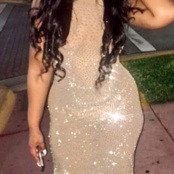 Sultry Lash Suite - Middle part Sew-In with minimal leave out ! - Hair Stylists Near Me - Beverly Hills, California Sultry Lash Suite - Middle part Sew-In with minimal leave out ! - Hair Stylists Near Me - Beverly Hills, California