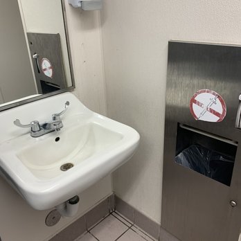 Walgreens - Dirty restrooms - Cosmetics & Beauty Supply Near Me - Conroe, Texas Walgreens - Dirty restrooms - Cosmetics & Beauty Supply Near Me - Conroe, Texas