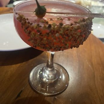 Bloom Ultra Lounge - Bee sting - Lounges Near Me - Colorado Springs, Colorado