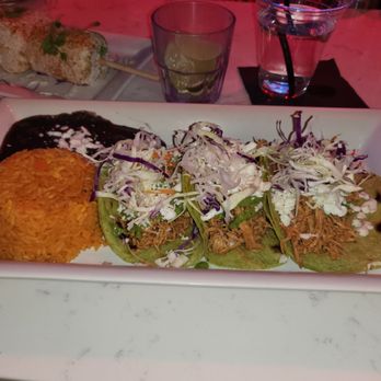 Señoritas Cantina - Chicken taco plate - Bars Near Me - Chicago, Illinois Señoritas Cantina - Chicken taco plate - Bars Near Me - Chicago, Illinois