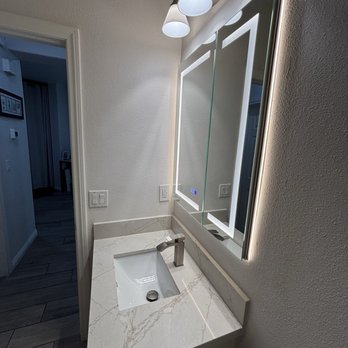 RJ Home Solutions - Guest bathroom - General Contractors Near Me - Las Vegas, Nevada RJ Home Solutions - Guest bathroom - General Contractors Near Me - Las Vegas, Nevada