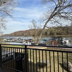 J R Cash's Grill & Bar - View of the lake from our booth