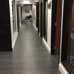 Studio 72 - Hall from front door