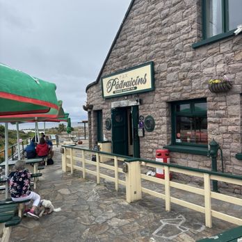 Padraicins Bar & Restaurant - The spot - Irish Near Me Padraicins Bar & Restaurant - The spot - Irish Near Me