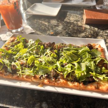 Driftless Glen Restaurant - Mushroom flatbread - New American Near Me - Baraboo, Wisconsin