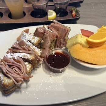 Broken Yolk Cafe - Monte Cristo - Breakfast & Brunch Near Me - Chandler, Arizona Broken Yolk Cafe - Monte Cristo - Breakfast & Brunch Near Me - Chandler, Arizona