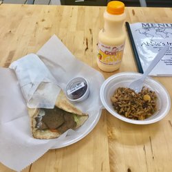Abbie's Imports - The deli/grocery is super clean and my gyro was made with the freshest ingredients. Highly recommend this deli.