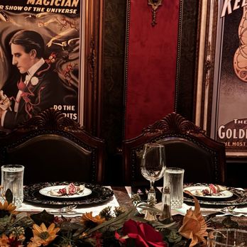 Mystique Dining - Dinner table set up - Dinner Theater Near Me - Folsom, California Mystique Dining - Dinner table set up - Dinner Theater Near Me - Folsom, California