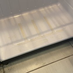 Holiday Inn Express & Suites Lawton-Fort Sill - Fridge, smelt rotten!