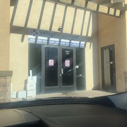 Valley Oaks Medical Group - Southern Hills - Office place