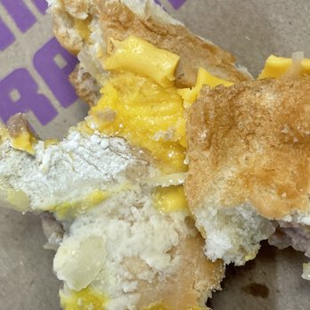Krystal - Fuzzy mold that's apparently "natural bread bun powder" - Fast Food Near Me - Gaffney, South Carolina Krystal - Fuzzy mold that's apparently "natural bread bun powder" - Fast Food Near Me - Gaffney, South Carolina