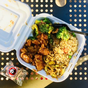 Panda Express - 黄鸡牛肉和西兰花炒饭炒面 - Chinese Near Me - Riverside, California Panda Express - 黄鸡牛肉和西兰花炒饭炒面 - Chinese Near Me - Riverside, California
