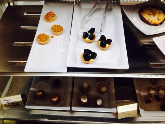 Gelato and Angels by null