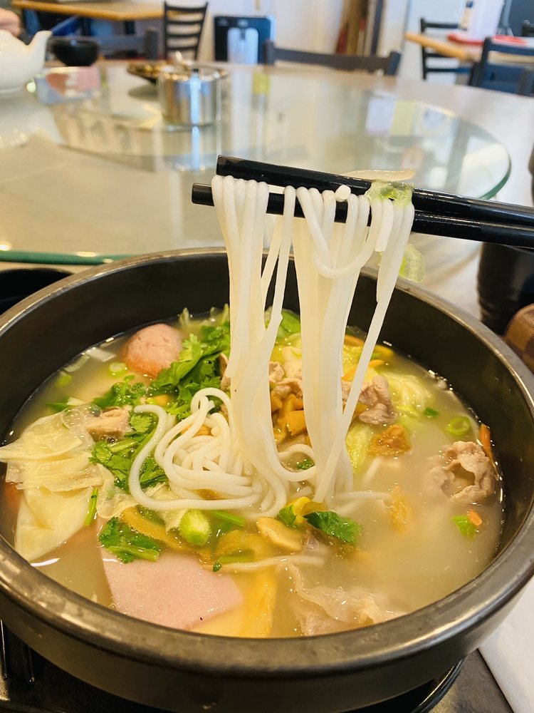 YUNNAN CROSS BRIDGE RICE NOODLE Updated September 2024 97 Photos