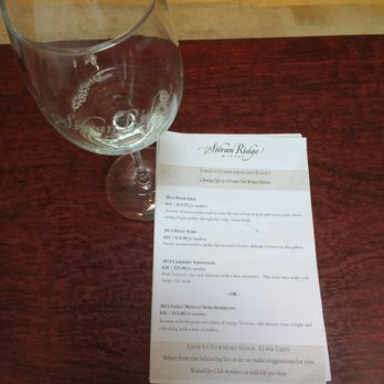 Hinman Vineyards - Wine Tasting Room Near Me - Eugene, Oregon