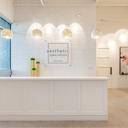 Tarik Madni, MD - Concierge Desk (Wide View)