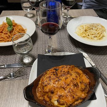 La Famiglia - Italian Near Me - Rome, RM