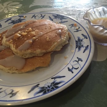 808 Grindz Cafe - Macadamia Nut Pancake - Cafes Near Me - Lahaina, Hawaii 808 Grindz Cafe - Macadamia Nut Pancake - Cafes Near Me - Lahaina, Hawaii
