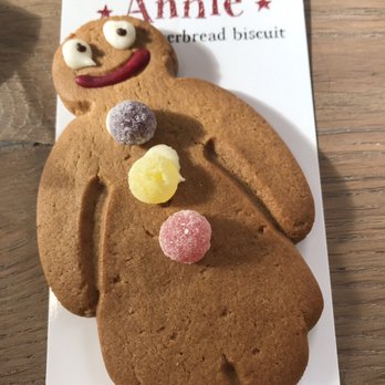 Pret A Manger - Annie Pret gingerbread biscuit - Coffee & Tea Near Me - London, XGL Pret A Manger - Annie Pret gingerbread biscuit - Coffee & Tea Near Me - London, XGL