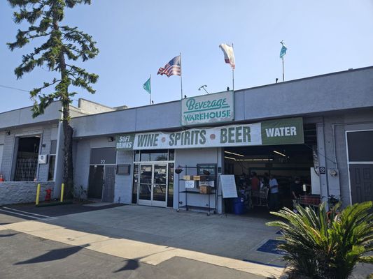 Beverage Warehouse by null