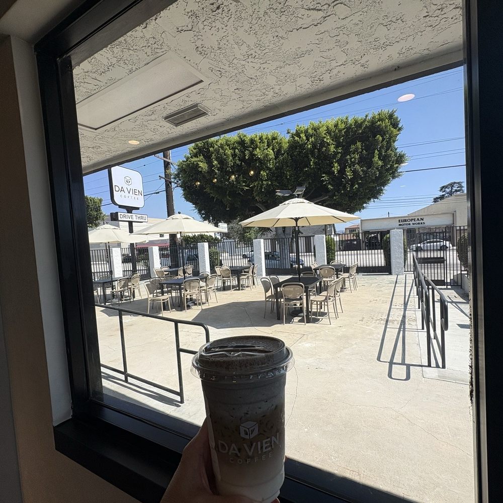 Da Vien Coffee - Coffee & Tea Near Me - Arcadia, California