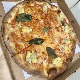 Plain Pie with added artichokes