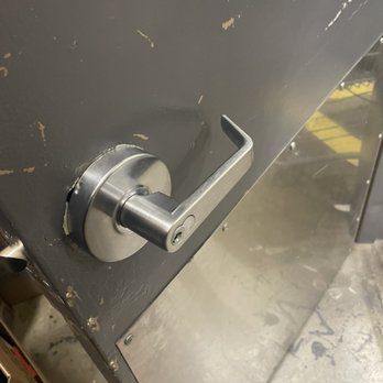 Re Entry Lock and Safe - Keys & Locksmiths Near Me