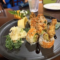 Baiyoke Thai Bistro - Spicy California roll