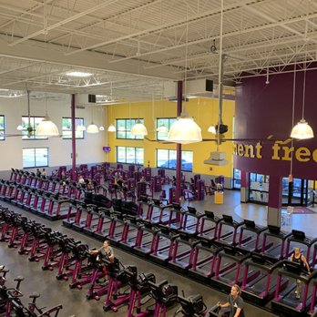 Planet Fitness - view from second floor - Gyms Near Me - Sterling, Virginia Planet Fitness - view from second floor - Gyms Near Me - Sterling, Virginia
