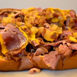 Dirt Dog - Gardena - PASTRAMI DOG (YT:@BULGOGIBOMBER)