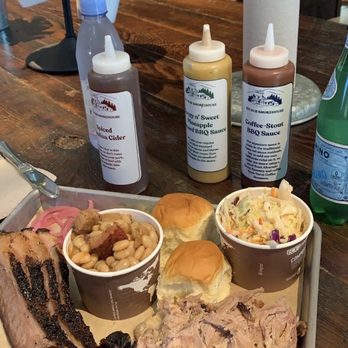 Big Sur Smokehouse - Beef brisket, pulled pork, beans, slaw - Barbeque Near Me - Big Sur, California
